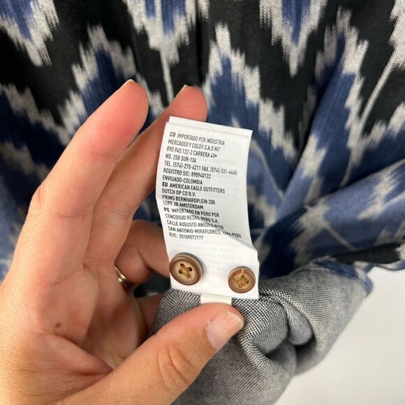 AEO Classic Fit Blue Pattern S/S Cotton Button Down M - Picture 5 of 7